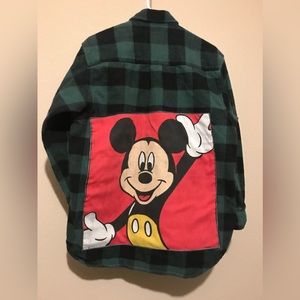 Custom Disney Mickey Print Flannel Mens size Medium Green / Black